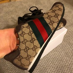 Men’s fashion sneakers
